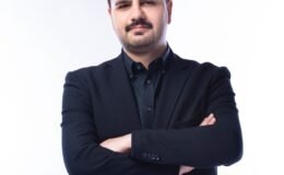 AK PARTİ GENEL SEKRETERİ VE İZMİR MİLLETVEKİLİ